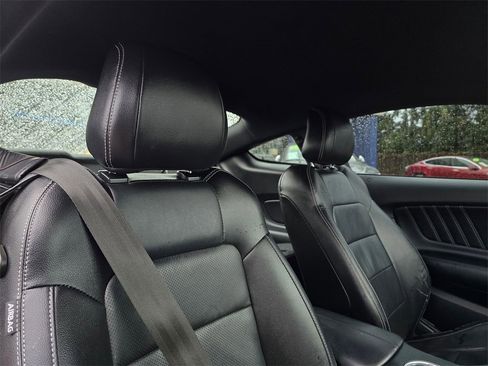 Used 2018 Ford Mustang Premium image 16