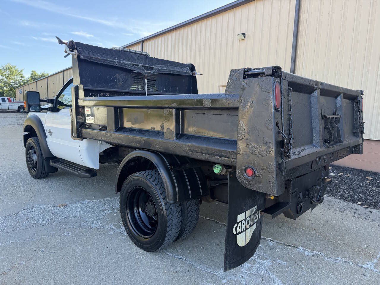 Used 2014 Ford F550 4x4 Regular Cab Super Duty image 17