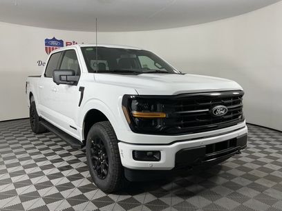 New 2025 Ford F150 XLT w/ Equipment Group 302A MID
