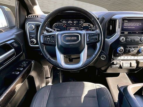 Used 2019 GMC Sierra 1500 SLE w/ SLE Value Package image 5