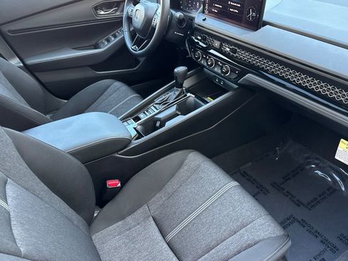 Certified 2025 Honda Accord Sport image 19