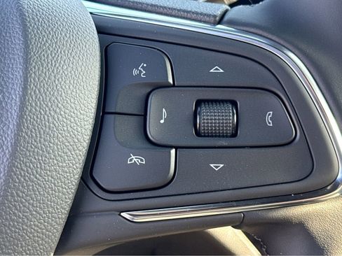 New 2026 Buick Envista Sport Touring w/ Convenience I Package FWD image 17