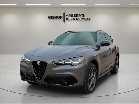 New 2026 Alfa Romeo Stelvio Sprint w/ Convenience Package AWD/4WD image 3