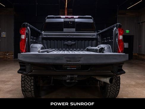 Used 2021 Chevrolet Silverado 2500 LTZ w/ Carhartt Edition AWD/4WD image 9