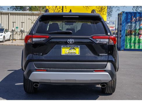 Used 2024 Toyota RAV4 Adventure AWD/4WD image 4