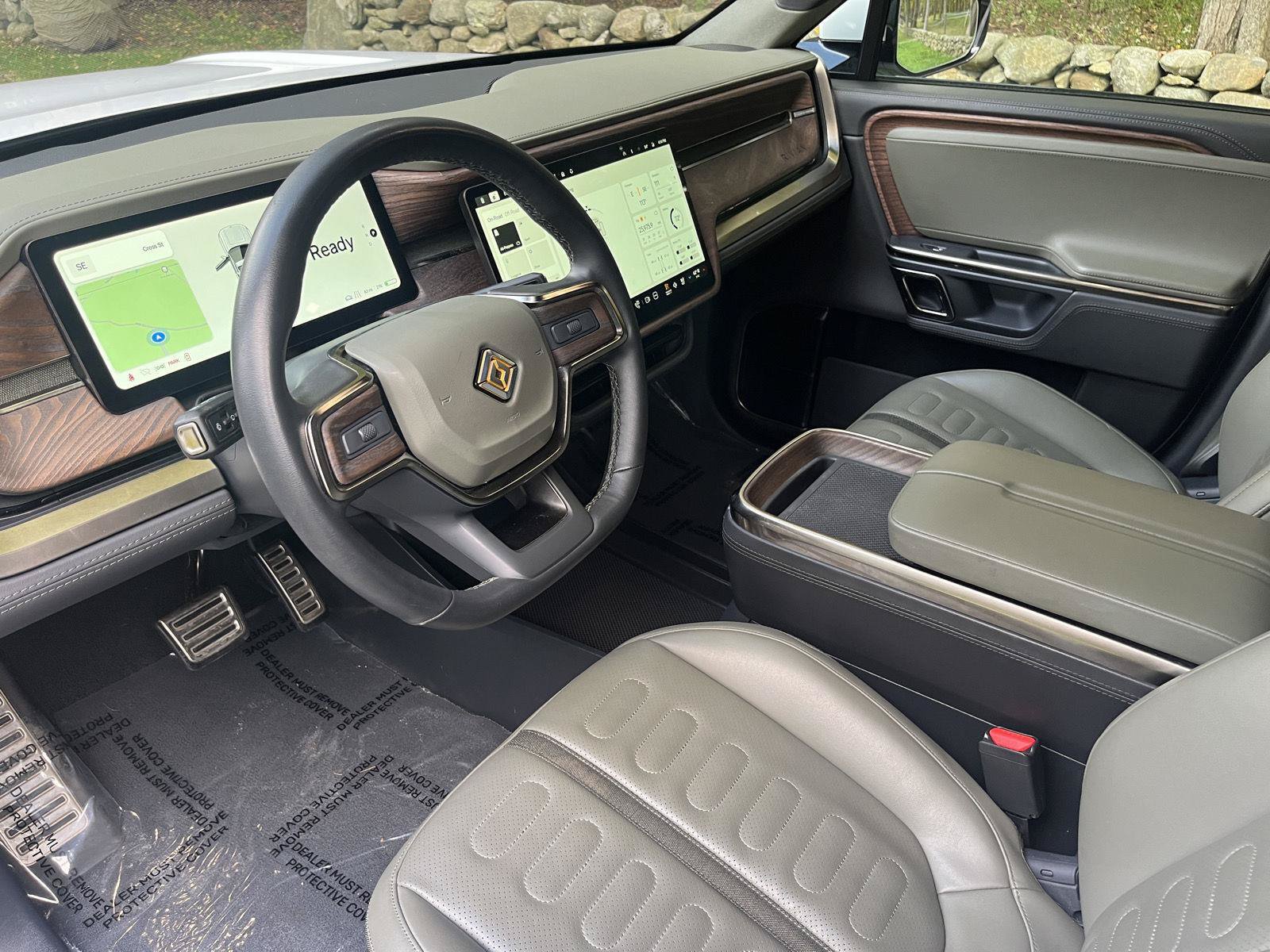 Used 2022 Rivian R1T Launch Edition AWD/4WD image 5