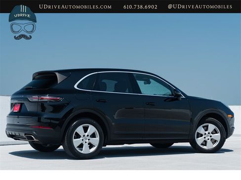 Used 2022 Porsche Cayenne AWD/4WD image 3