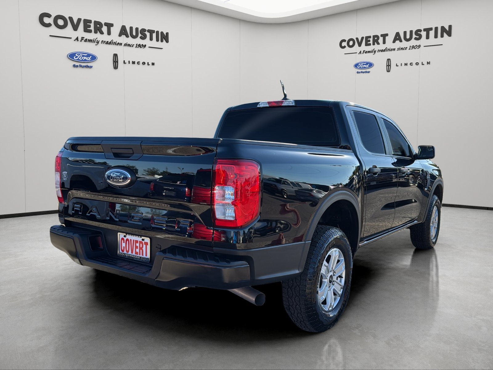 Used 2025 Ford Ranger XL RWD image 5