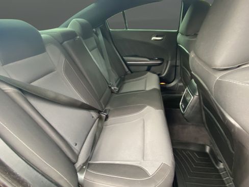 Used 2018 Dodge Charger R/T RWD image 25