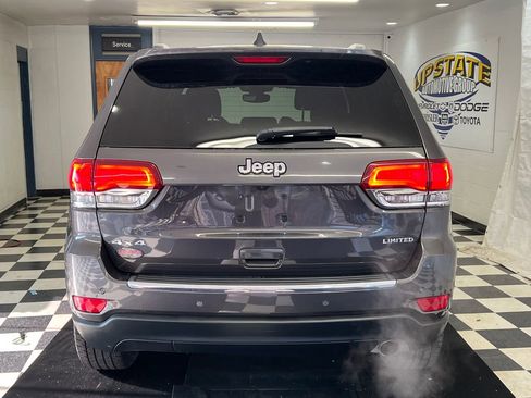 Used 2020 Jeep Grand Cherokee Limited AWD/4WD image 12