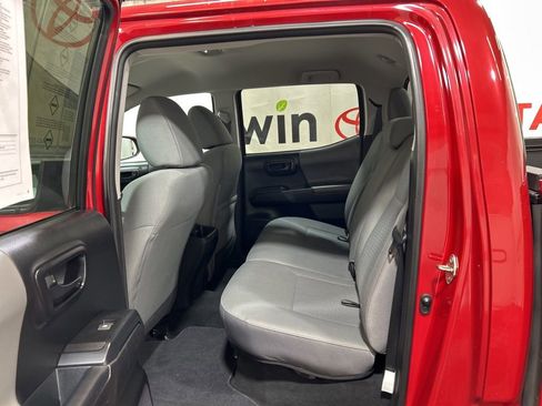 Used 2019 Toyota Tacoma SR w/ SR Convenience Package image 19