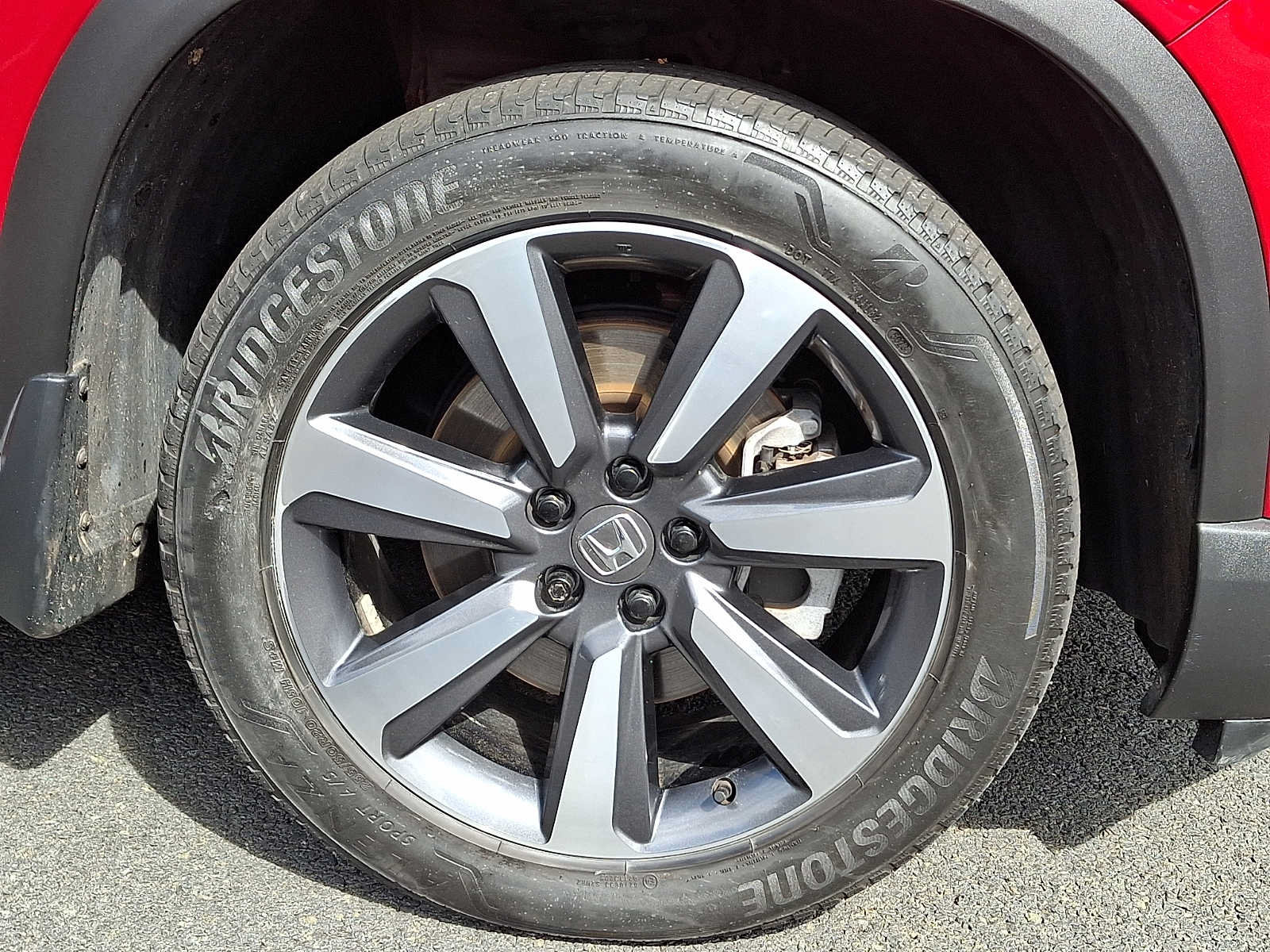 Used 2024 Honda Pilot Touring image 8