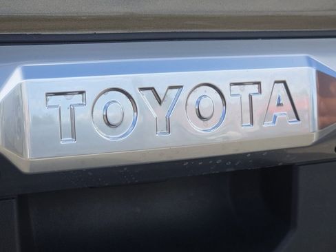 New 2026 Toyota Tacoma Limited AWD/4WD image 12