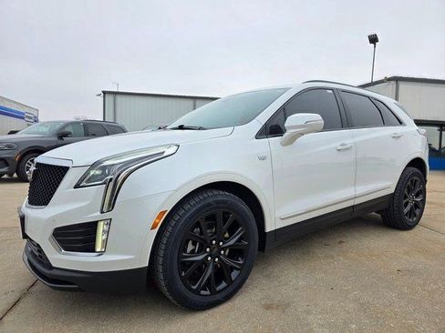 Used 2020 Cadillac XT5 Sportv AWD/4WD image 3