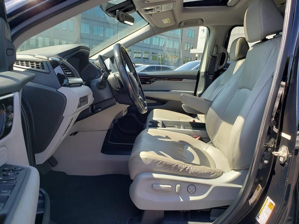 Used 2018 Honda Odyssey Elite image 16