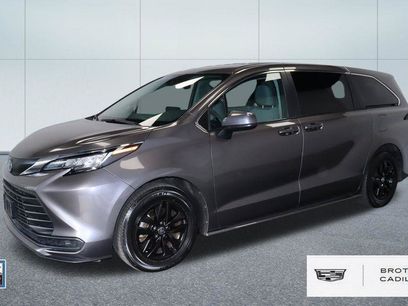 Used 2023 Toyota Sienna LE