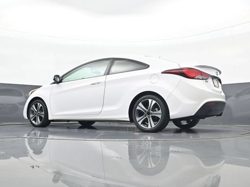 Used 2014 Hyundai Elantra FWD image 27
