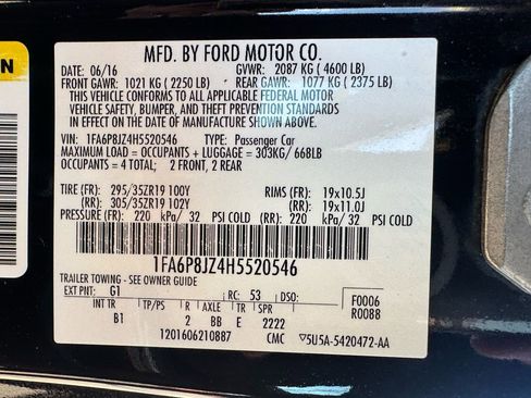 Used 2017 Ford Mustang Shelby GT350 image 49