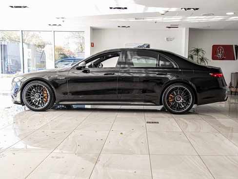 Used 2025 Mercedes-Benz S 63 AMG S image 4