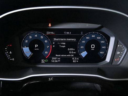 Used 2025 Audi Q3 2.0T Premium w/ Convenience Package AWD/4WD image 11