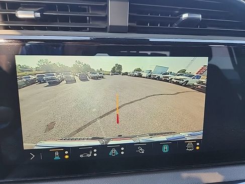 Used 2023 GMC Sierra 1500 AT4 AWD/4WD image 21