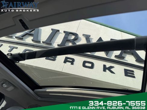 Used 2020 Toyota Sienna Limited Premium w/ Carpet Mat Package image 27