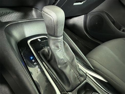 Used 2022 Toyota Corolla LE image 30