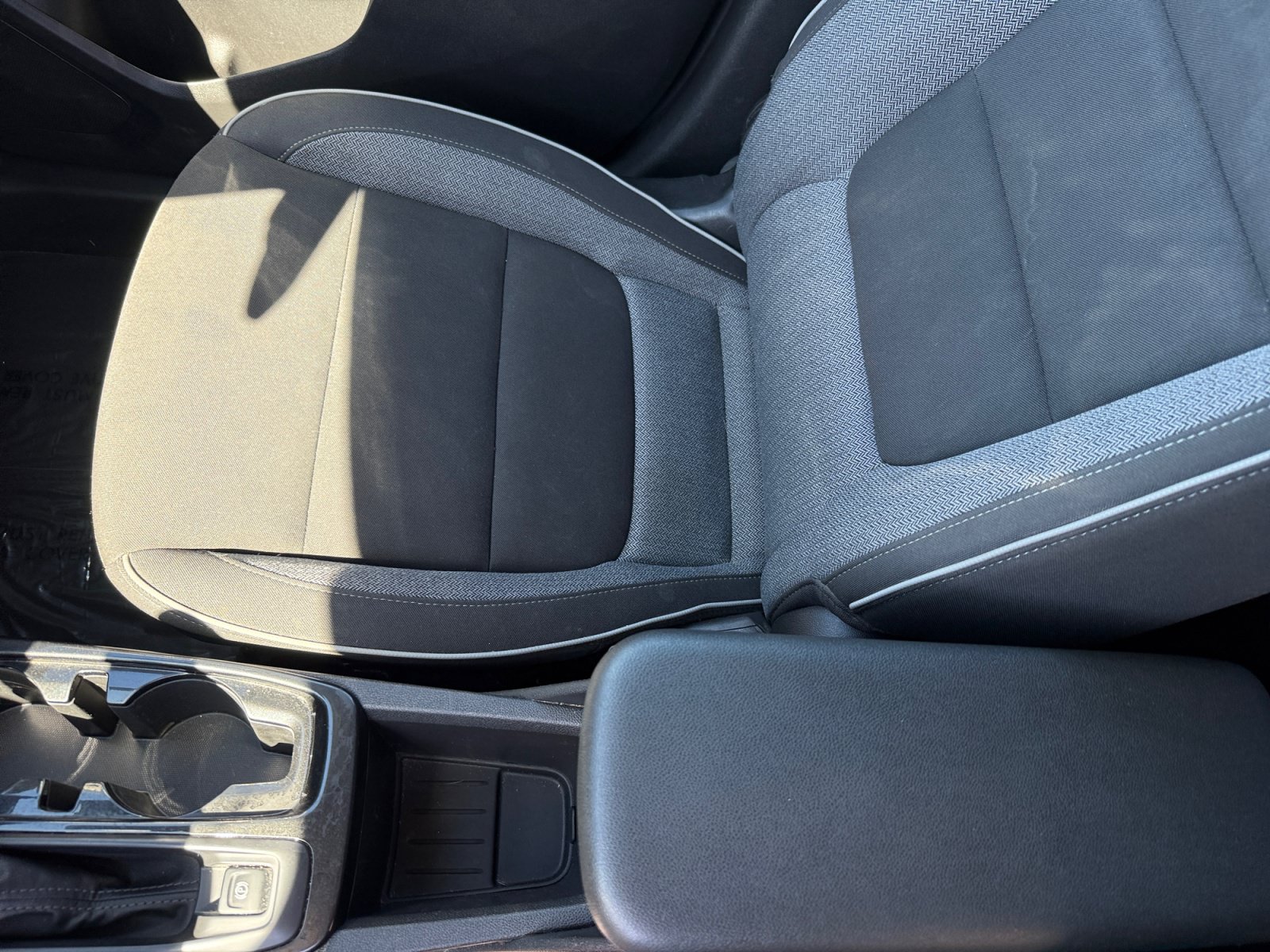 Used 2025 Chevrolet TrailBlazer LT AWD/4WD image 14