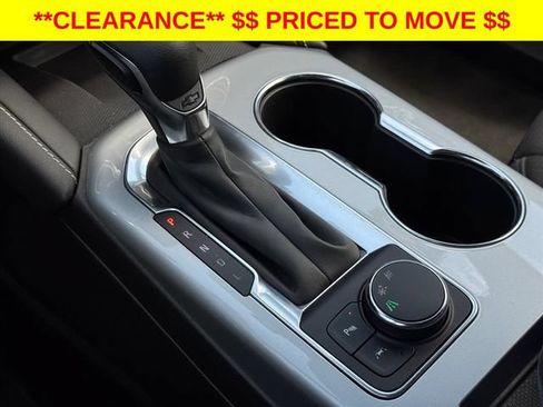 Certified 2024 Chevrolet Blazer LT w/ Convenience Package FWD image 28