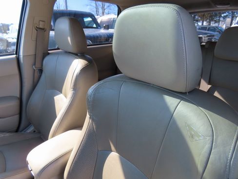 Used 2007 Mitsubishi Outlander XLS image 26