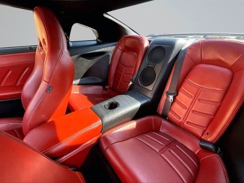 Used 2015 Nissan GT-R Premium AWD/4WD image 21