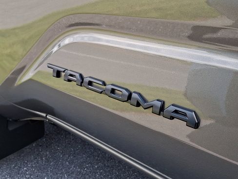 New 2026 Toyota Tacoma TRD Off-Road AWD/4WD image 5