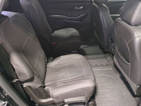 Used 2021 Chevrolet Traverse RS w/ LPO, Floor Liner Package image 27