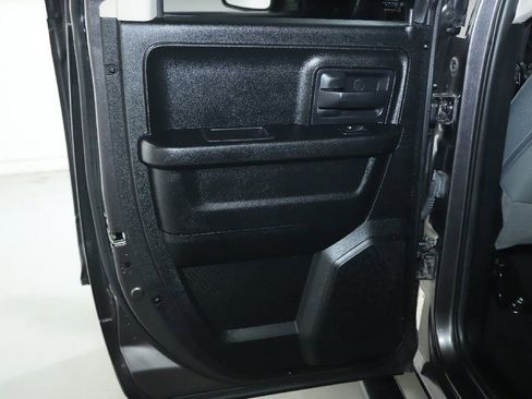 Used 2017 RAM 1500 Express w/ Express Value Package image 13