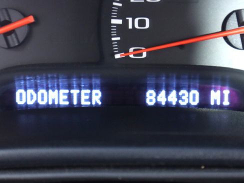 Used 1998 Chevrolet Corvette Convertible w/ Memory Pkg image 13