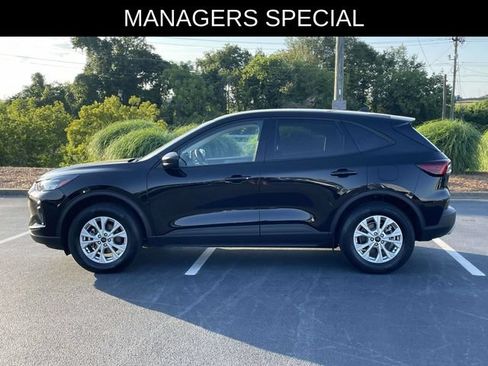 Used 2025 Ford Escape Active AWD/4WD image 4