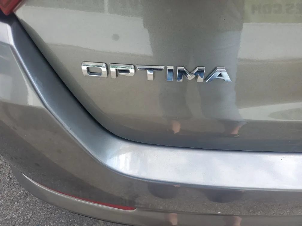 Used 2013 Kia Optima SX w/ Limited Pkg FWD image 20