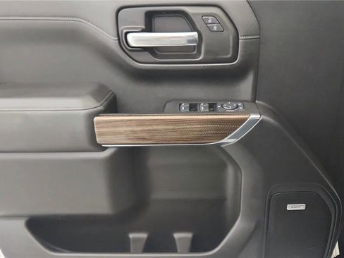 Used 2020 Chevrolet Silverado 1500 LT Trail Boss image 31