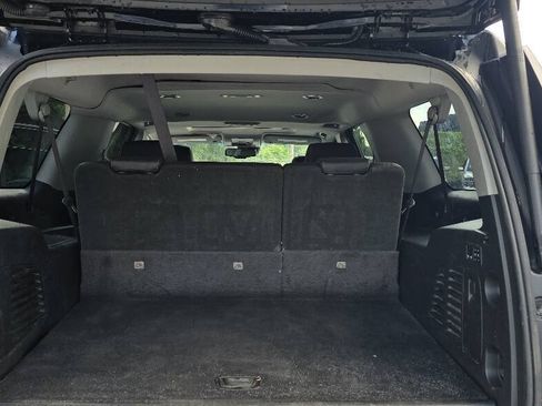 Used 2016 Chevrolet Suburban LTZ AWD/4WD image 17