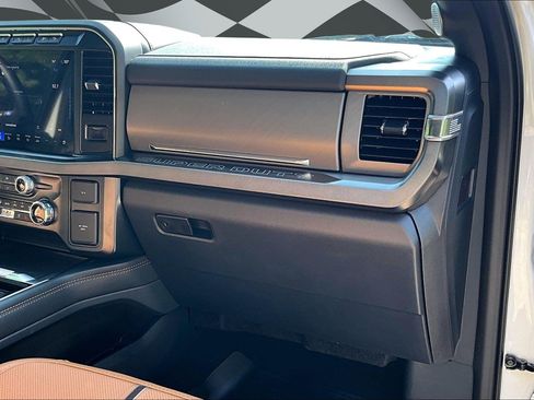 Used 2024 Ford F350 Platinum AWD/4WD image 16
