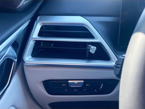 Used 2026 BMW M4 Competition image 34