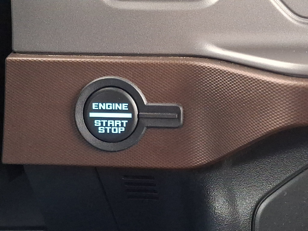 Used 2023 Ford Bronco 4-Door AWD/4WD image 22