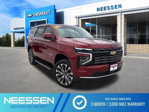 Used 2025 Chevrolet Tahoe High Country RWD image 1