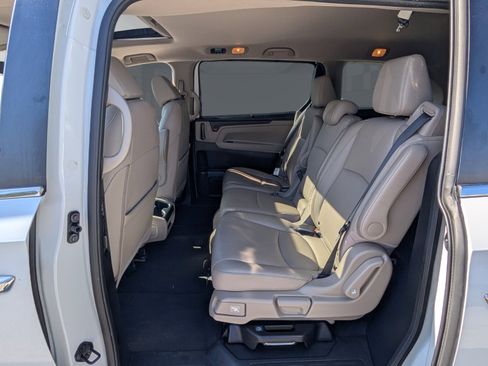Used 2022 Honda Odyssey EX-L image 9
