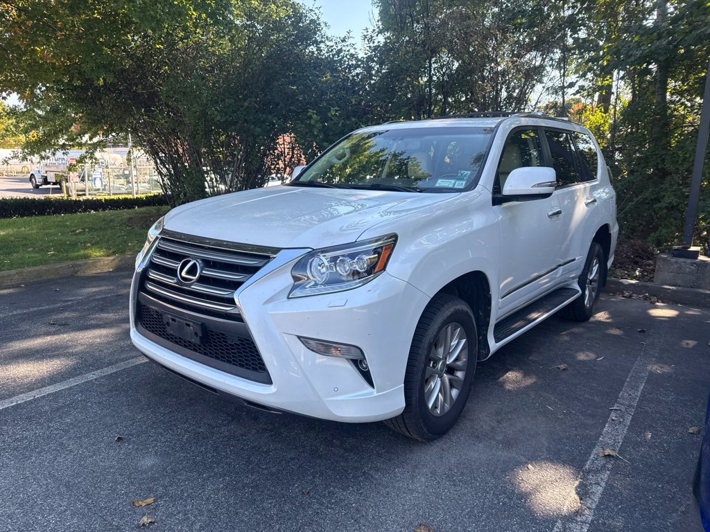 Used 2019 Lexus GX 460 Premium w/ Premium Package AWD/4WD image 3