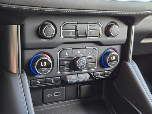 Certified 2022 Chevrolet Tahoe Z71 AWD/4WD image 17