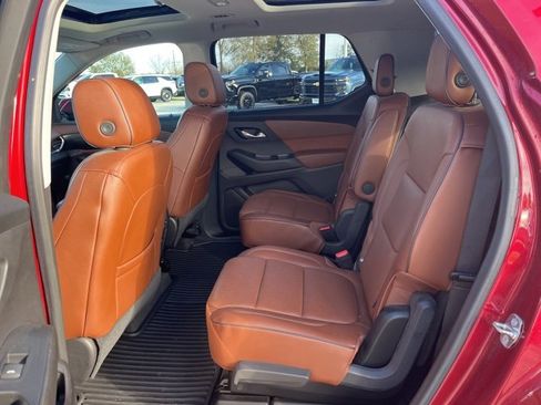 Used 2018 Chevrolet Traverse High Country image 34