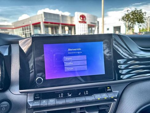 Used 2025 Toyota Camry SE w/ Convenience Package FWD image 25