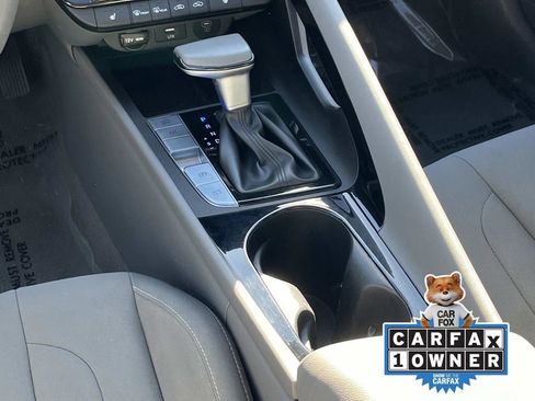 Used 2024 Hyundai Elantra SEL w/ Convenience Package image 14