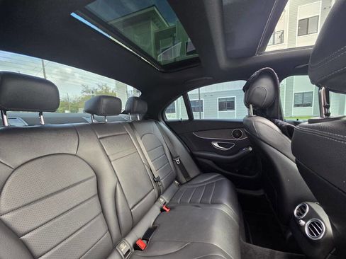 Used 2019 Mercedes-Benz C 300 Sedan image 41